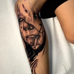 Realistic tattoo in Nero Tattoo Parlour